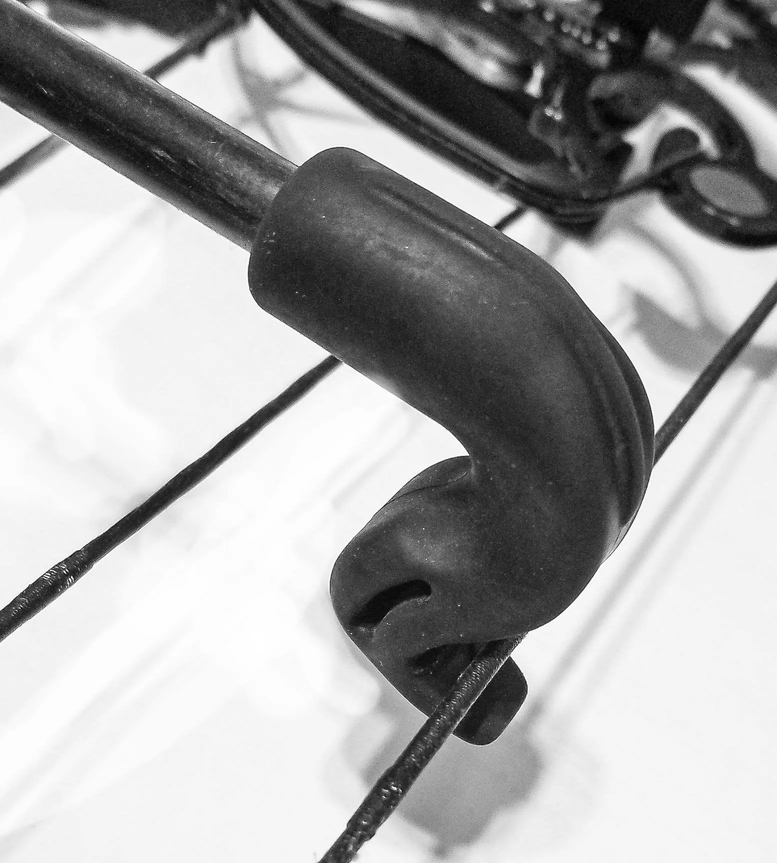 16540 installing string silencer